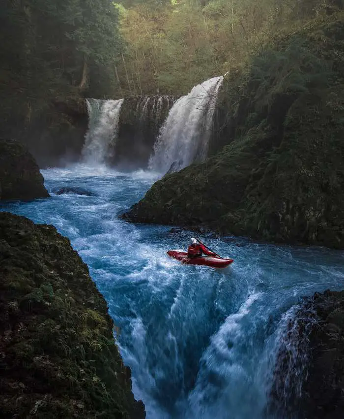  kayaking
