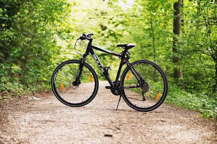 How To Take Front Wheel Off Mountain Bike?