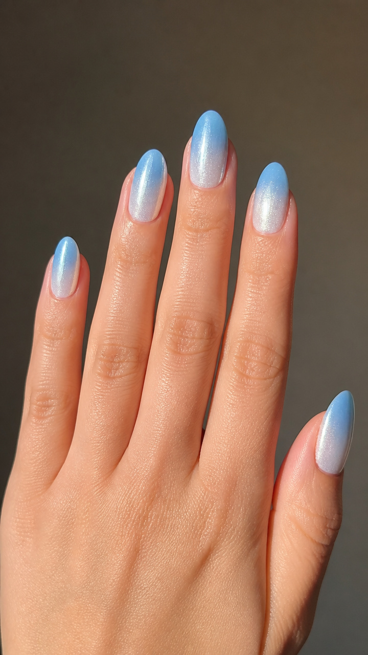 Arctic White-Blue Chrome Dip